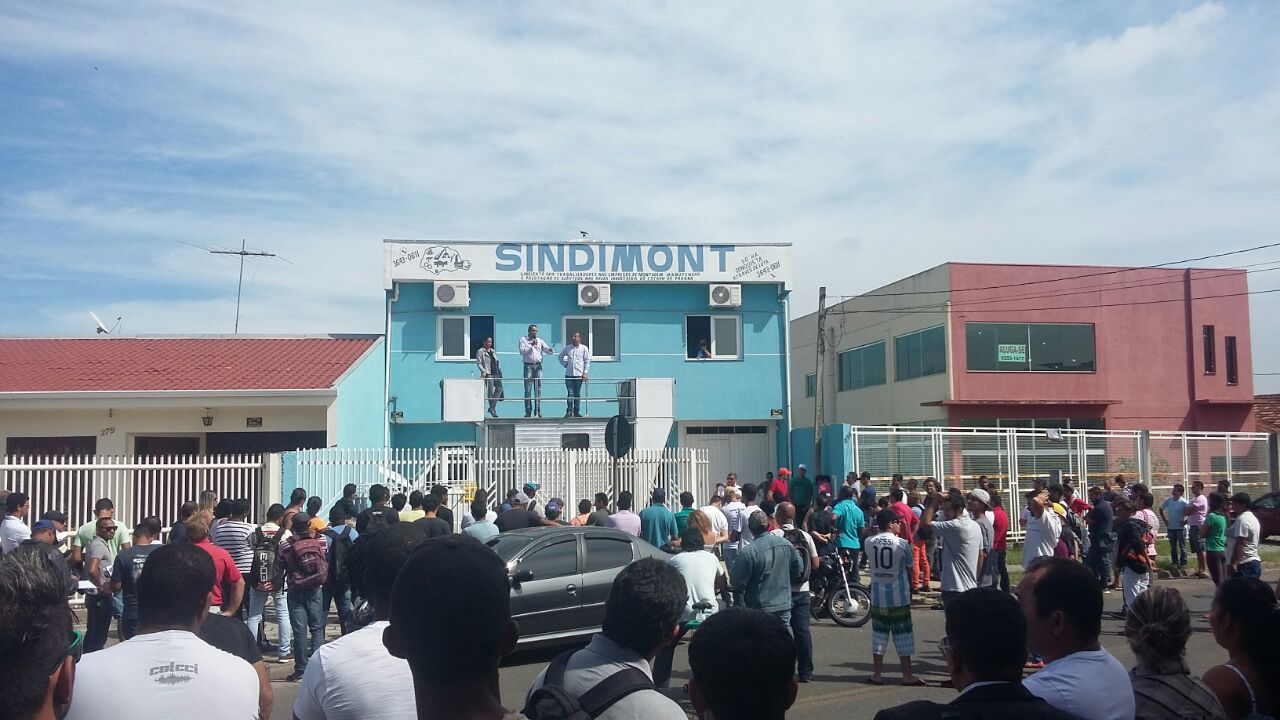 Manifestação dos trabalhadores desempregados de Araucaria