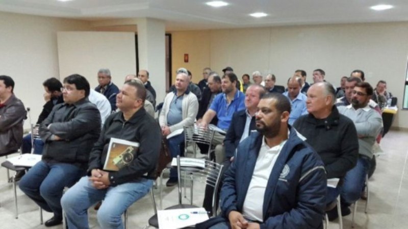 Sindimont presente na Reunião da Diretoria da FETRACONSPAR