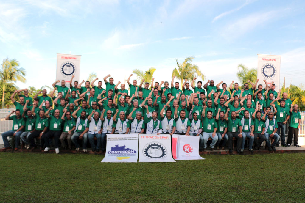 XXIV - SEMINÁRIO DE DIRIGENTES SINDICAIS DA CONSTRUÇÃO E DO MOBILIÁRIO DO ESTADO DO PARANÁ